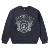 College-sweatshirt