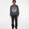 College-sweatshirt