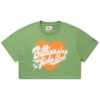Kort T-shirt til kvinder med hjerte og skrift